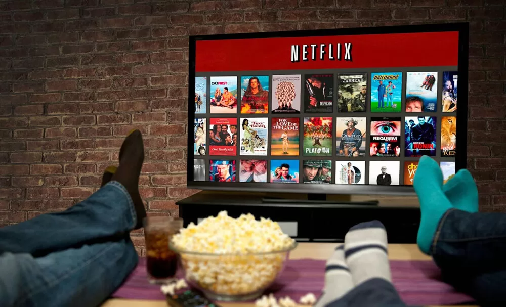 Berlangganan Netflix sambil Makan Popcorn