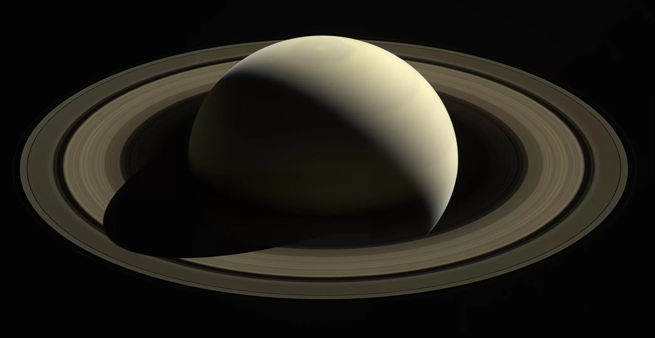 Gambar Planet Saturnus dalam Sistem Tata Surya
